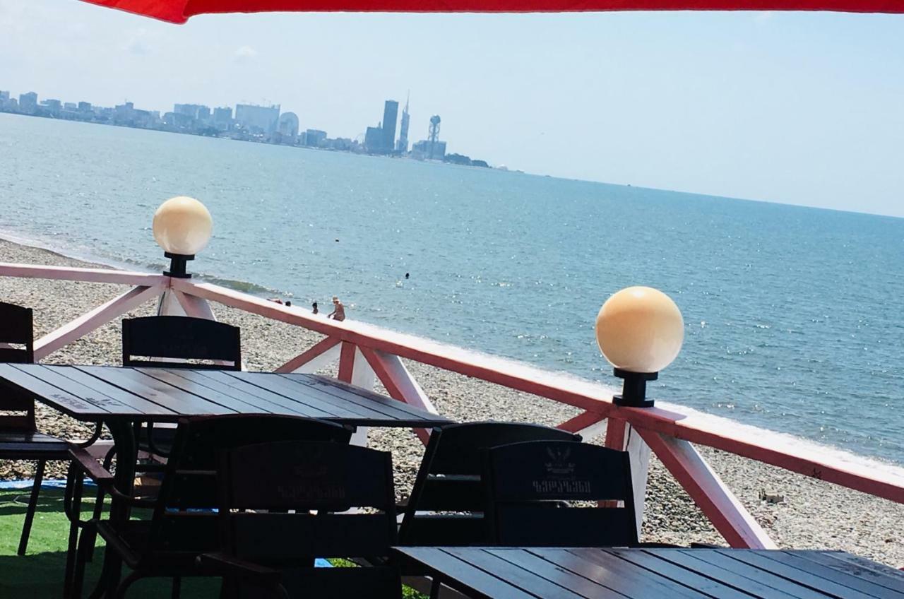 Yellow Room With Sea View マヒンジャウリ エクステリア 写真